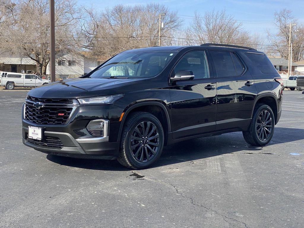 used 2023 Chevrolet Traverse car, priced at $33,599