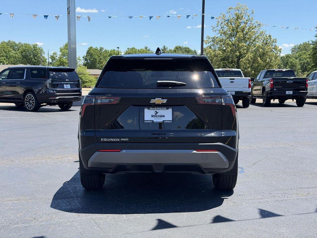 new 2026 Chevrolet Equinox car, priced at $33,762