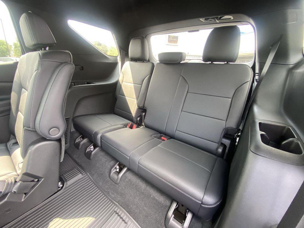 new 2026 Chevrolet Traverse car, priced at $44,895