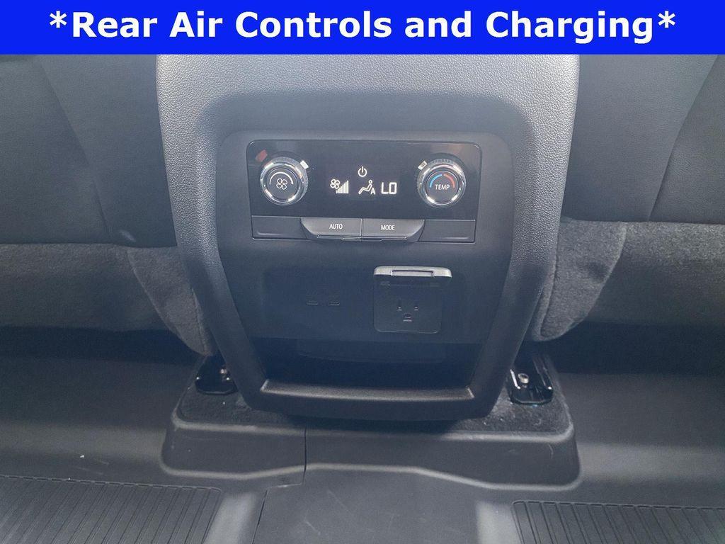 new 2026 Chevrolet Traverse car, priced at $44,895