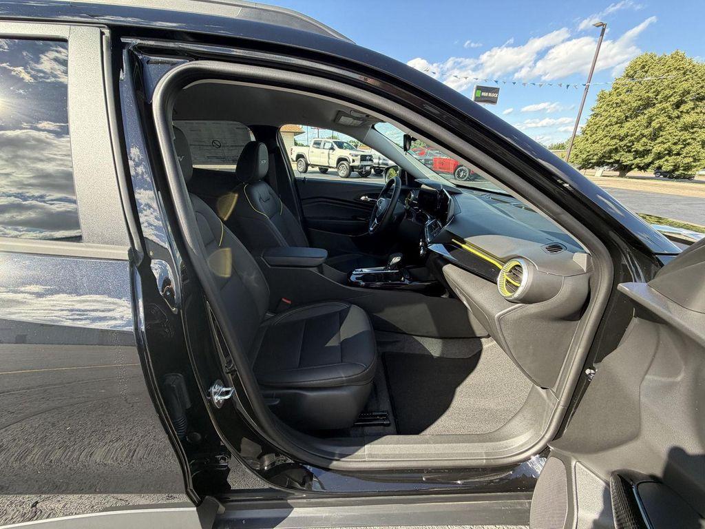 new 2026 Chevrolet Trax car, priced at $26,622