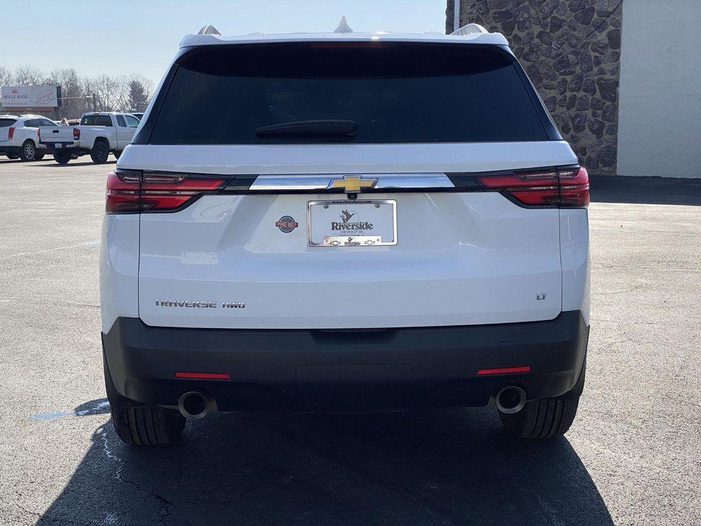 used 2023 Chevrolet Traverse car, priced at $30,359