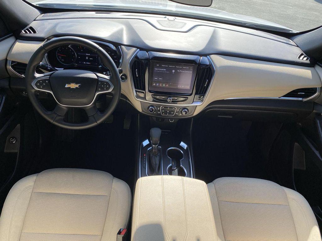 used 2023 Chevrolet Traverse car, priced at $30,359