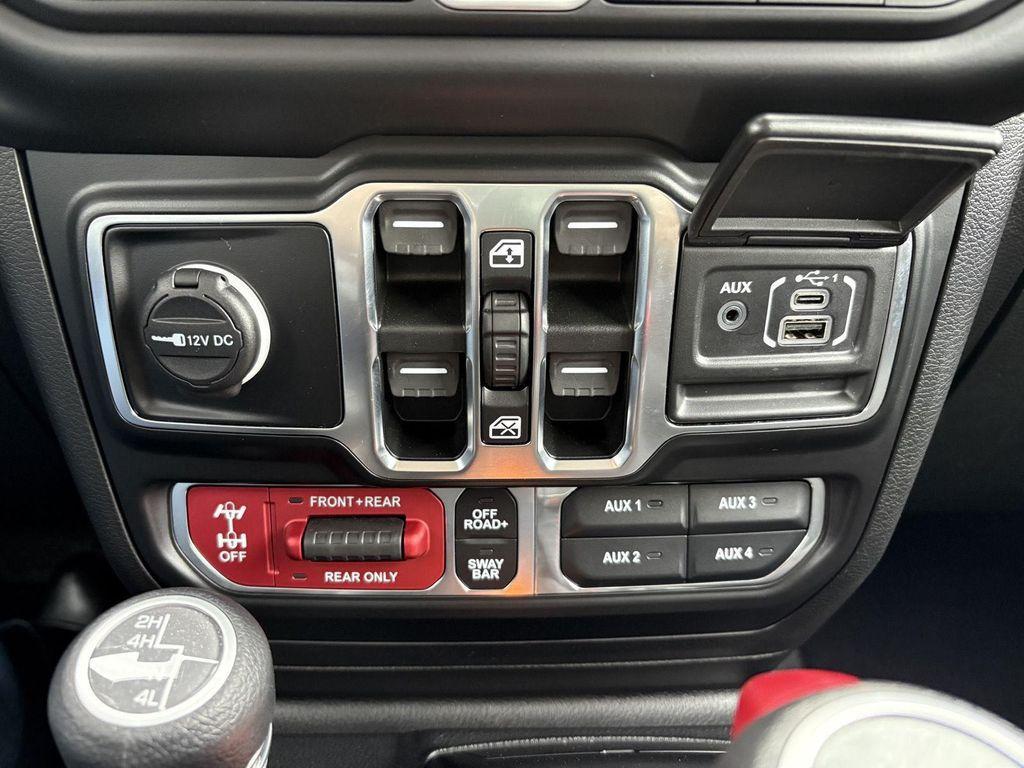 used 2021 Jeep Wrangler Unlimited car, priced at $32,934