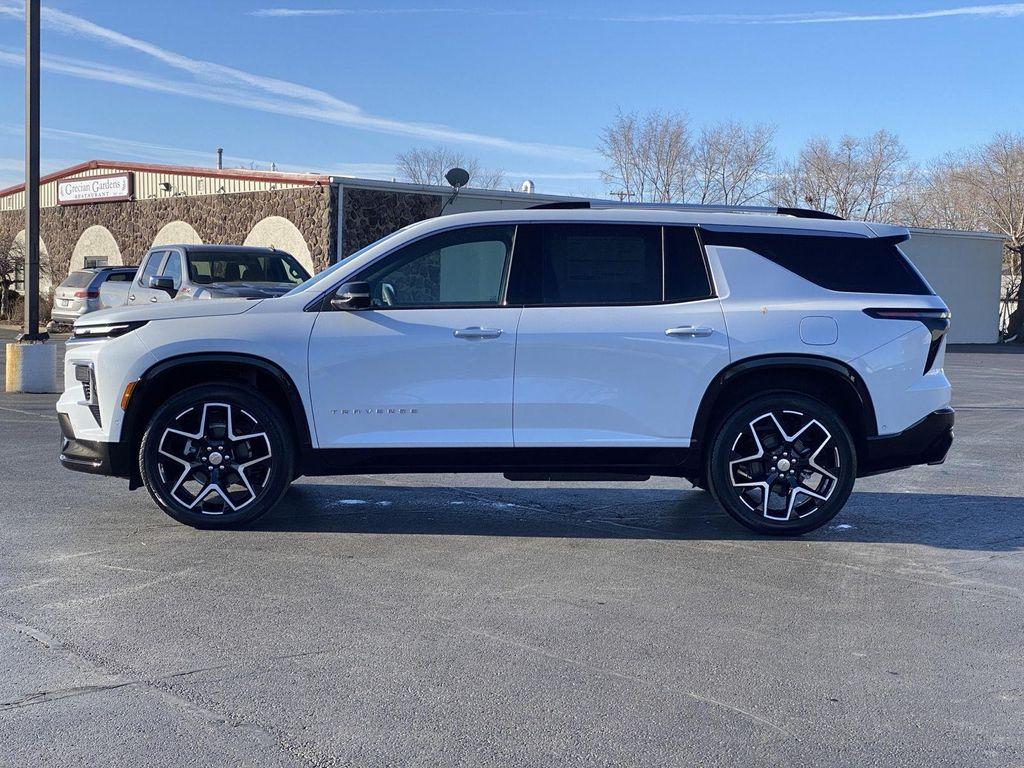 new 2026 Chevrolet Traverse car, priced at $57,400