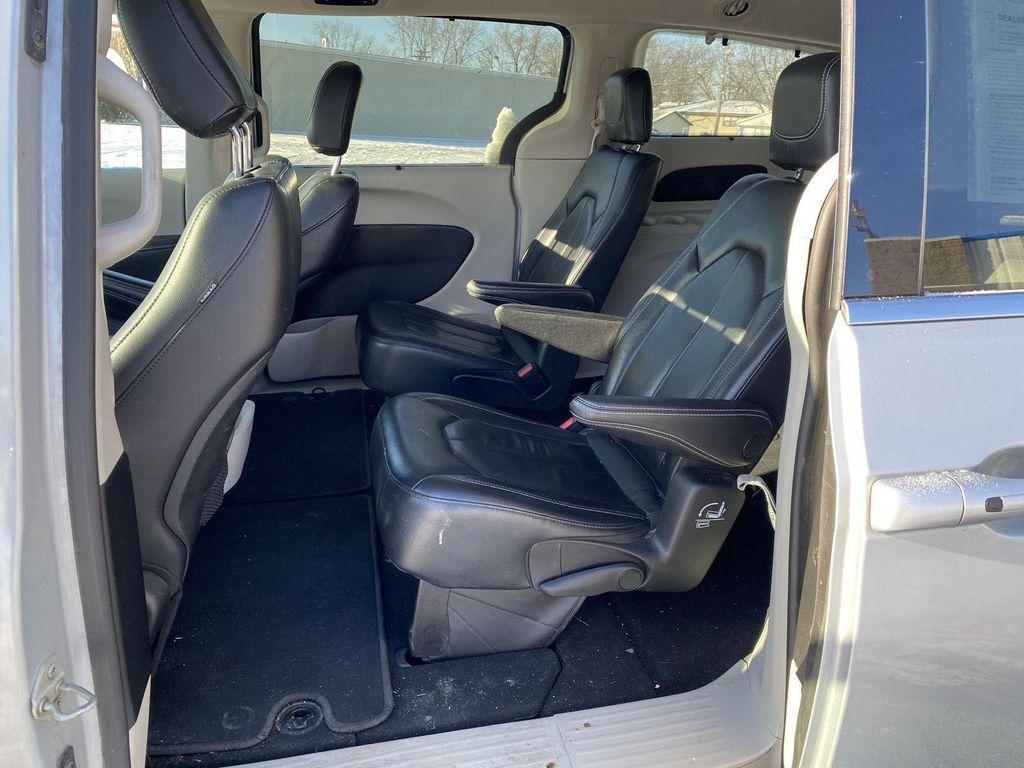 used 2022 Chrysler Pacifica car, priced at $24,464