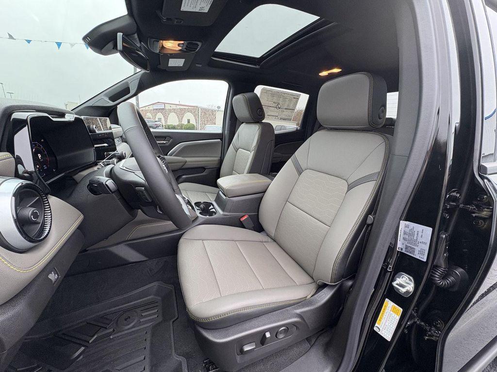 new 2026 Chevrolet Colorado car, priced at $50,610