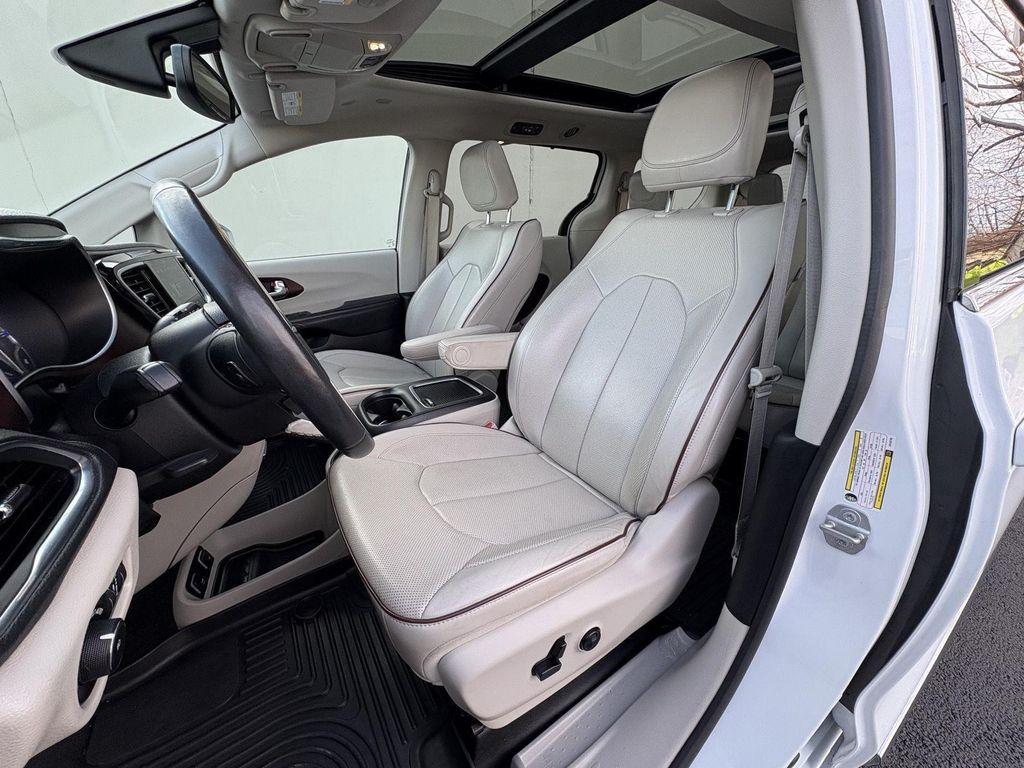 used 2020 Chrysler Pacifica car, priced at $20,896