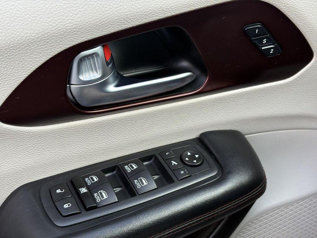 used 2020 Chrysler Pacifica car, priced at $20,896