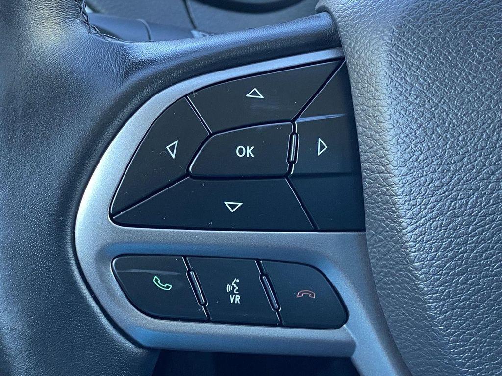 used 2019 Jeep Cherokee car, priced at $14,989