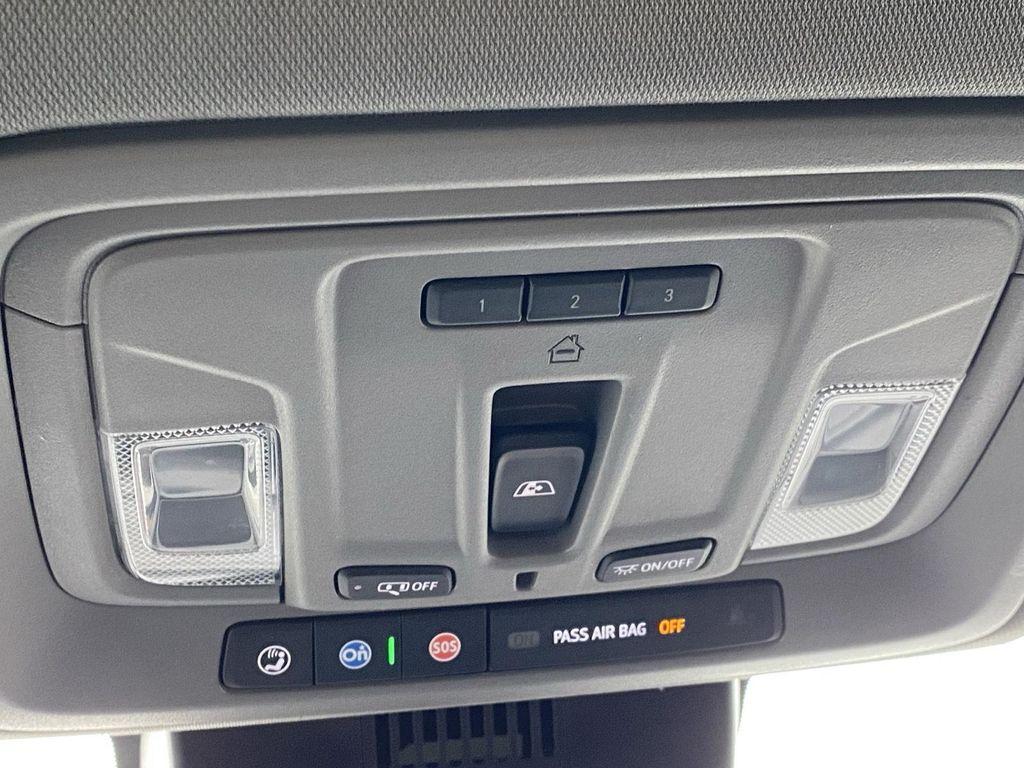 used 2024 Chevrolet Silverado 1500 car, priced at $48,080