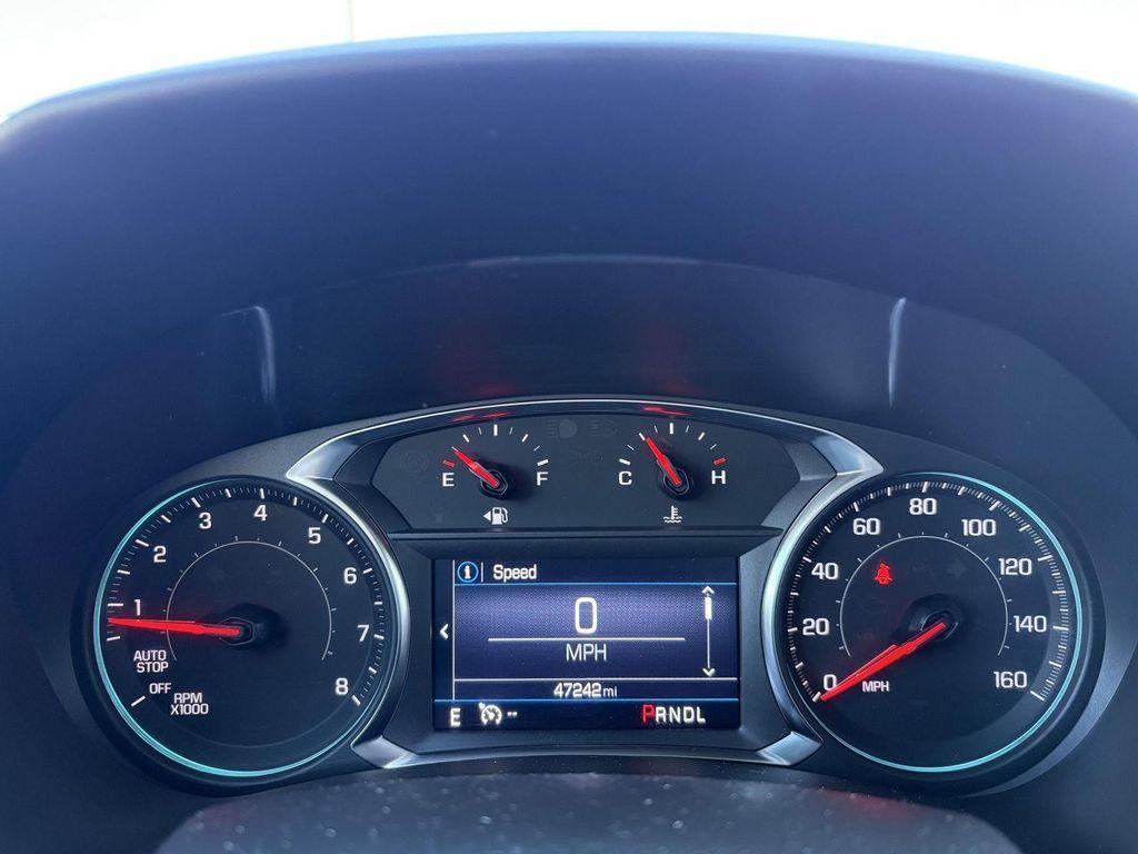 used 2023 Chevrolet Equinox car, priced at $17,495