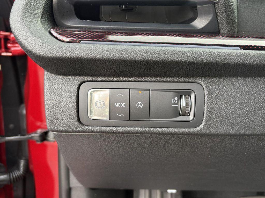 new 2026 Chevrolet Traverse car, priced at $55,214