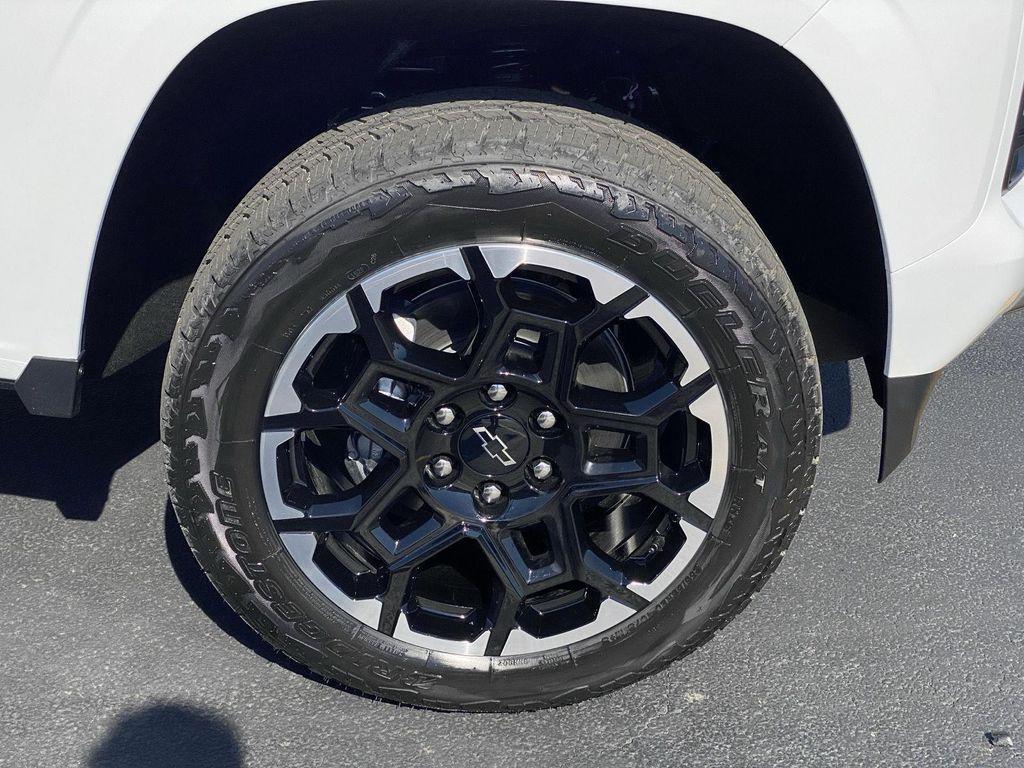 new 2026 Chevrolet Colorado car, priced at $46,671