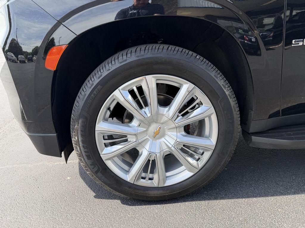 used 2023 Chevrolet Suburban car, priced at $57,595