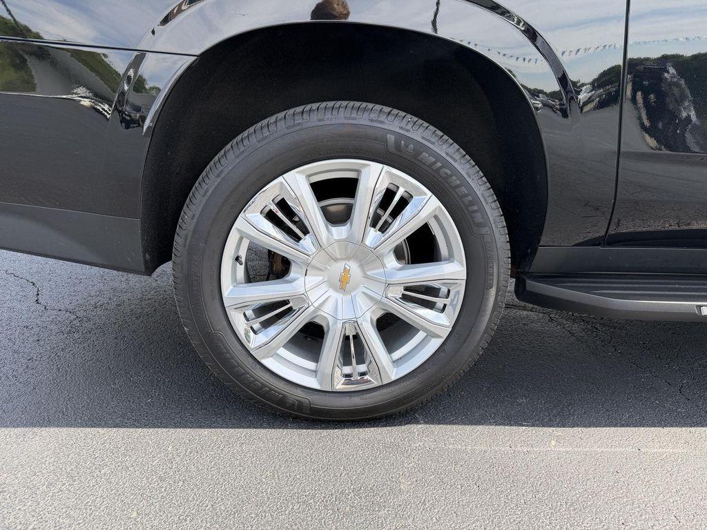 used 2023 Chevrolet Suburban car, priced at $57,595