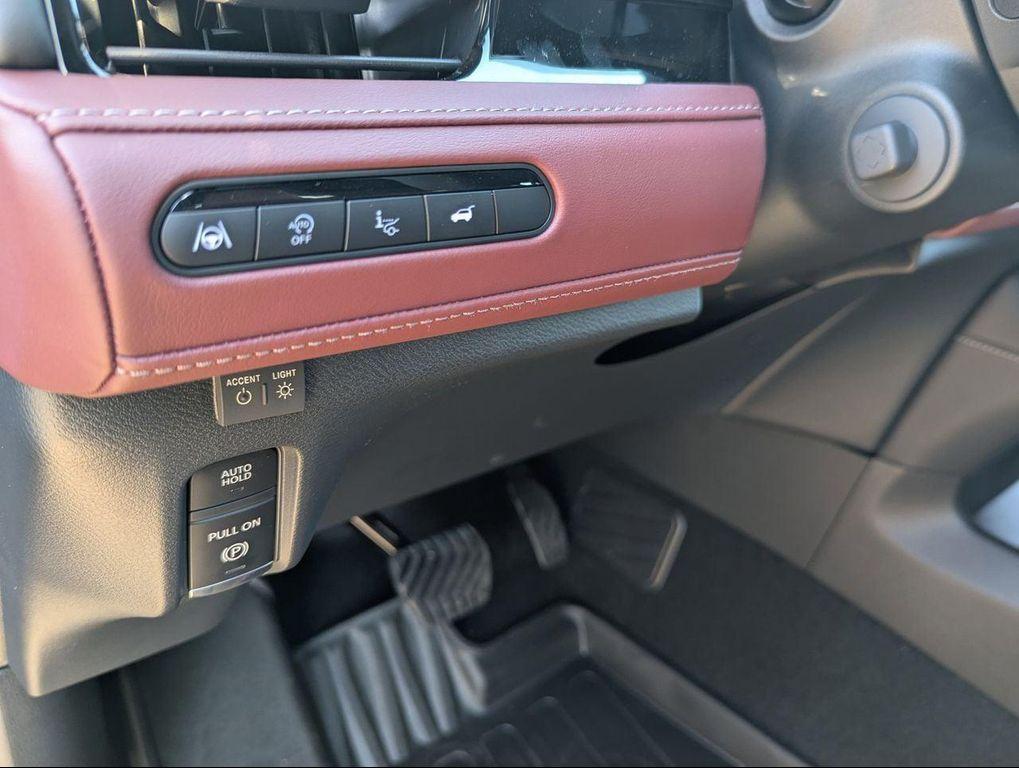 new 2026 INFINITI QX80 car, priced at $118,075