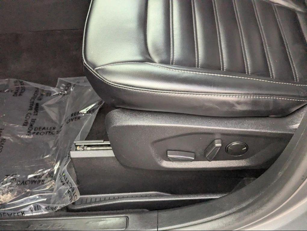 used 2024 Ford Edge car, priced at $19,988