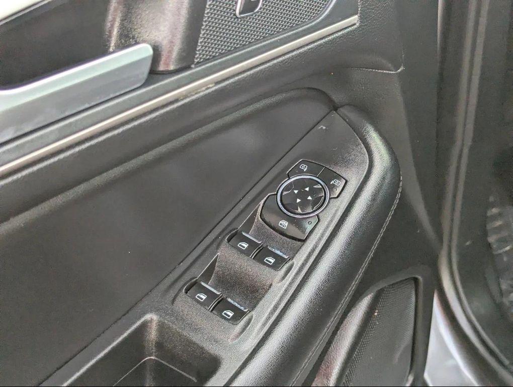 used 2024 Ford Edge car, priced at $19,988