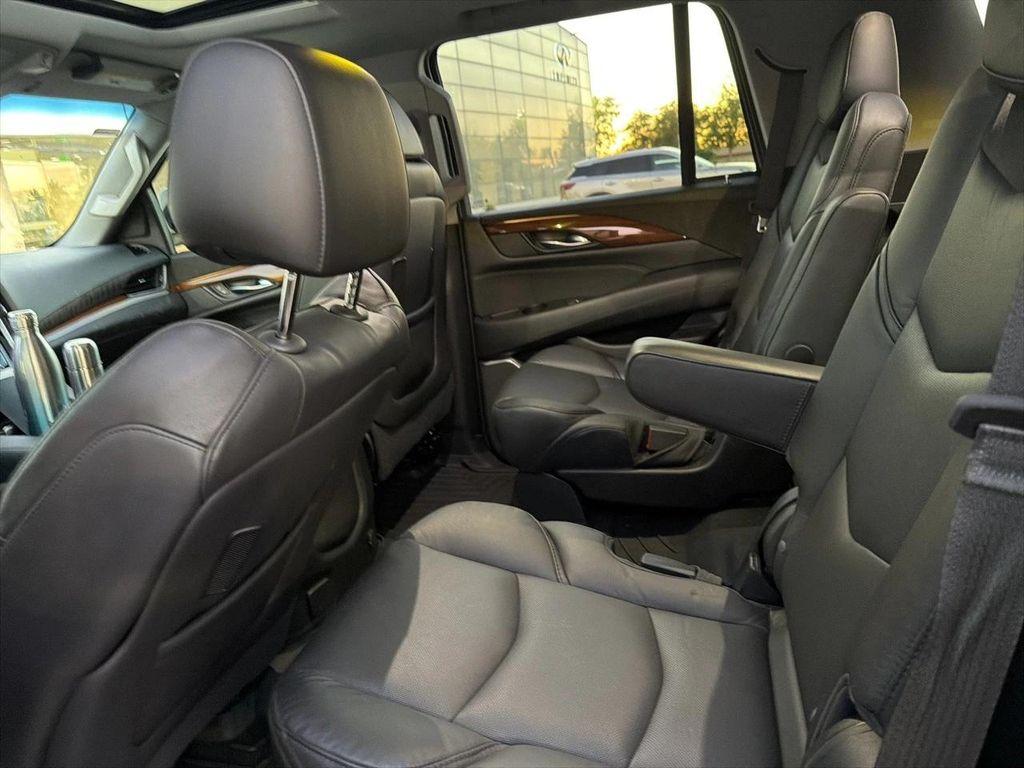 used 2020 Cadillac Escalade car, priced at $43,988