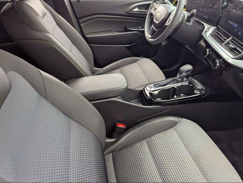 used 2025 Chevrolet Trax car, priced at $20,588