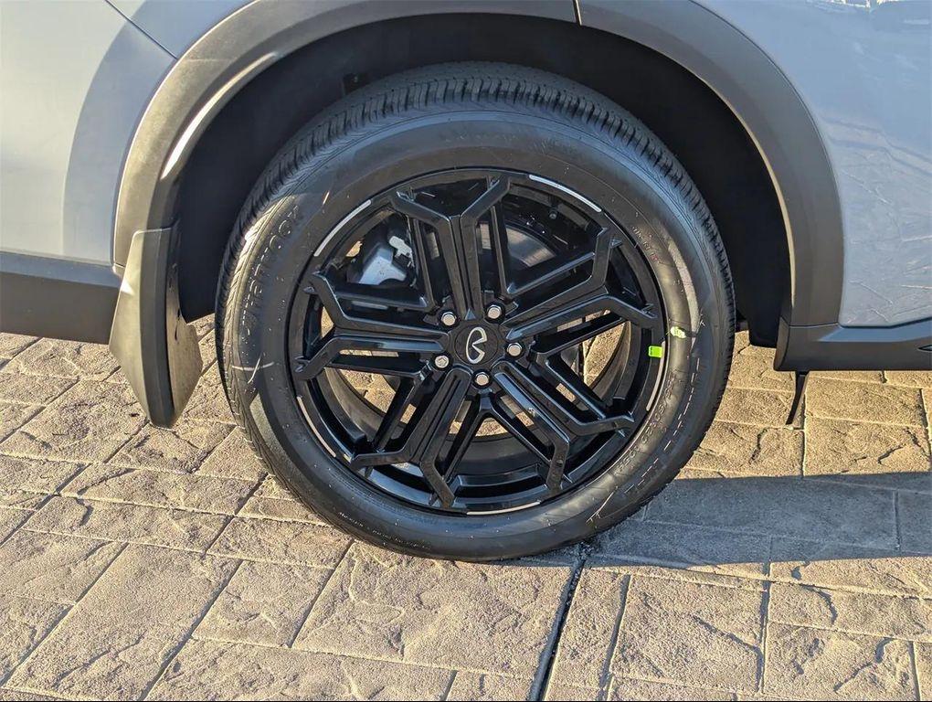 new 2026 INFINITI QX60 car, priced at $62,123
