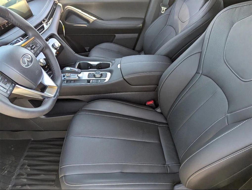 new 2025 INFINITI QX60 car, priced at $46,980
