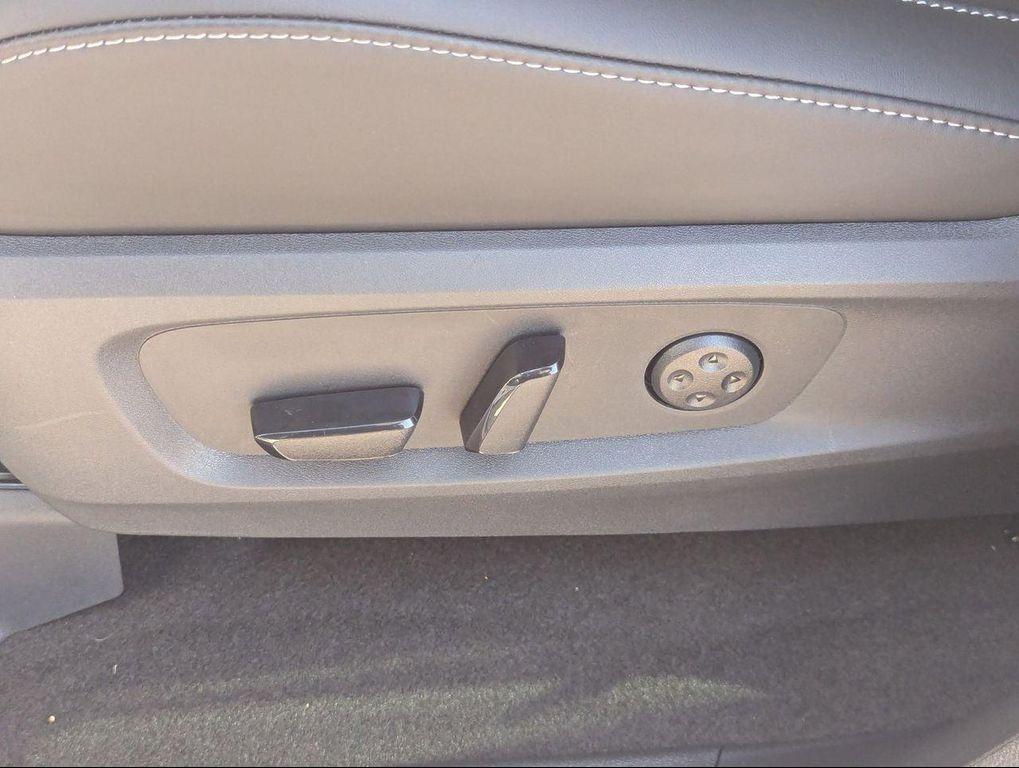 new 2026 INFINITI QX60 car, priced at $56,104