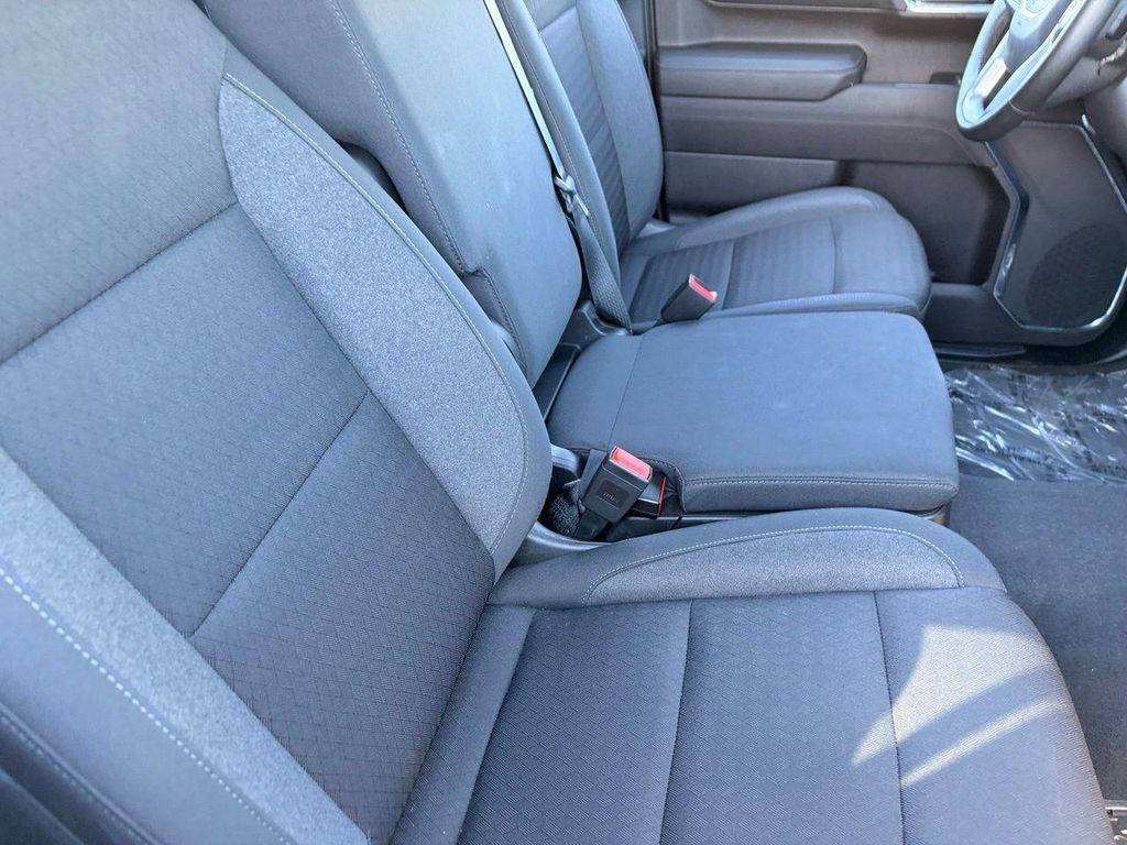 used 2023 GMC Sierra 1500 car, priced at $35,988