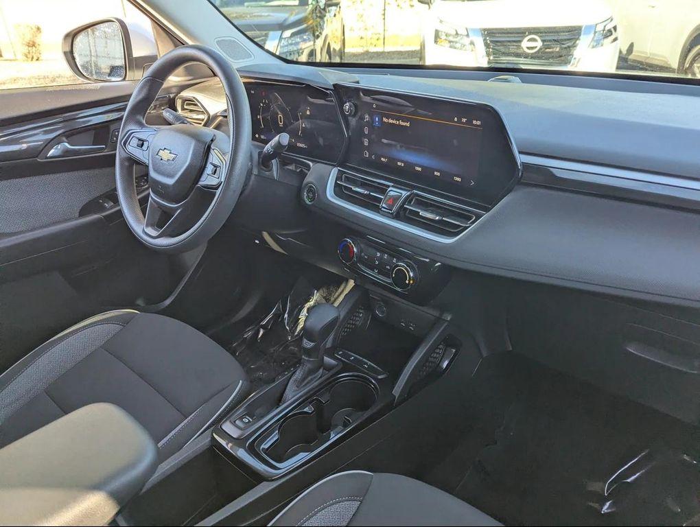 used 2025 Chevrolet TrailBlazer car, priced at $20,588