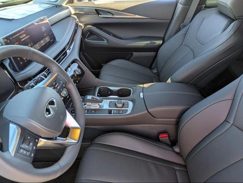 new 2026 INFINITI QX60 car, priced at $61,690