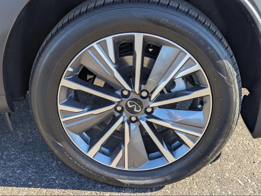 new 2026 INFINITI QX60 car, priced at $61,690