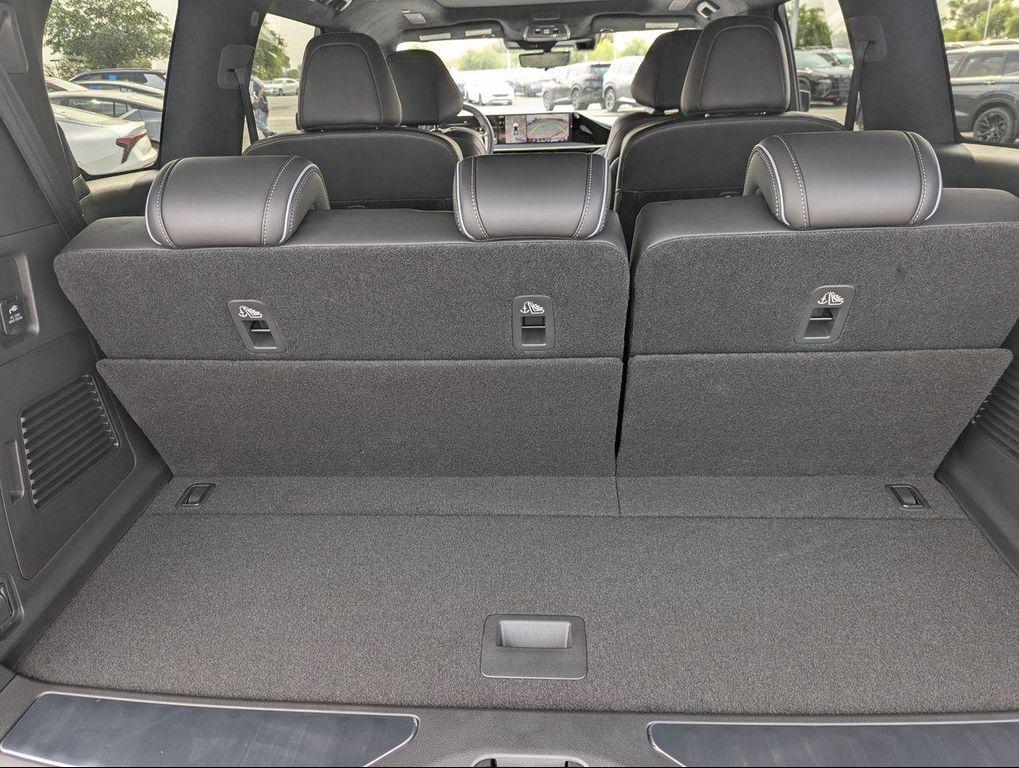 new 2026 INFINITI QX80 car, priced at $115,385