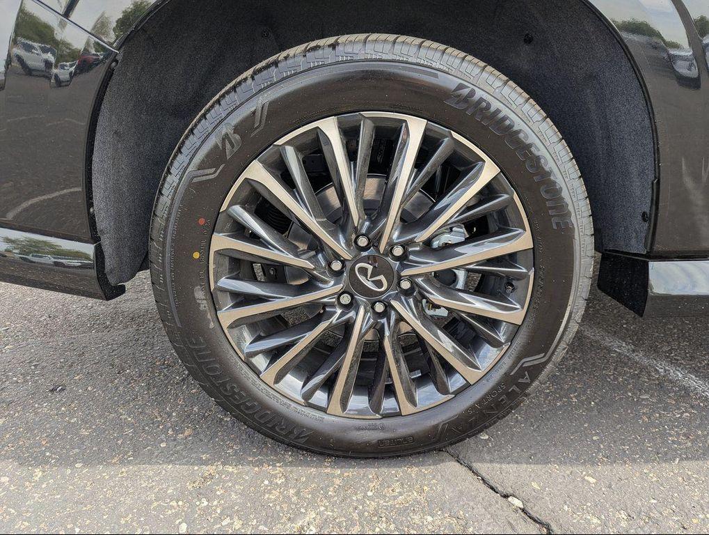 new 2026 INFINITI QX80 car, priced at $115,385