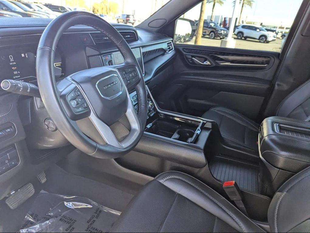 used 2023 GMC Yukon XL car, priced at $45,988