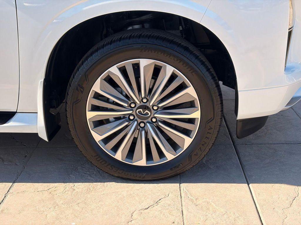 used 2026 INFINITI QX80 car, priced at $81,040