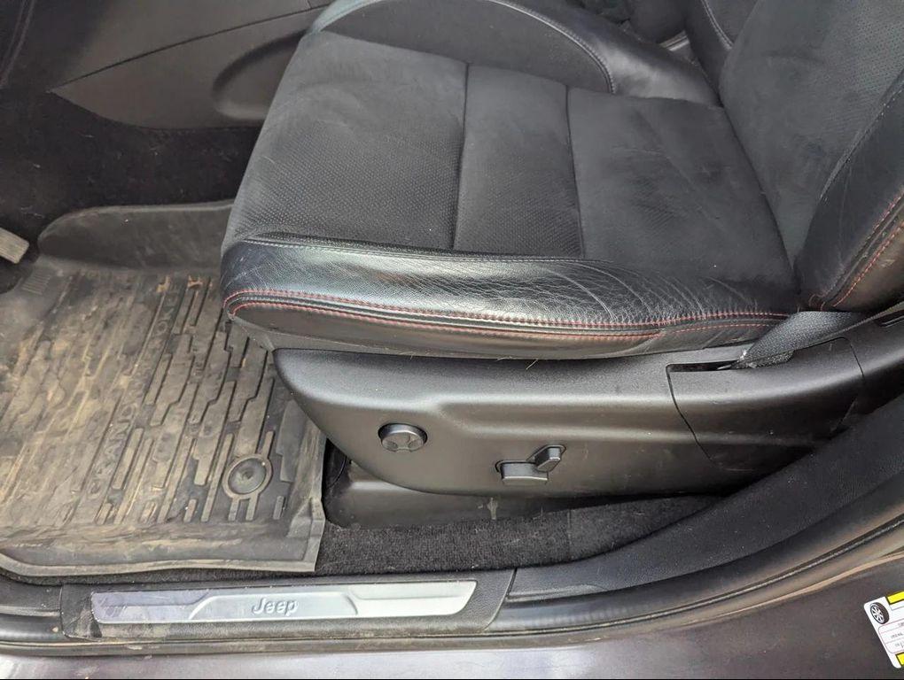 used 2021 Jeep Grand Cherokee car, priced at $26,988