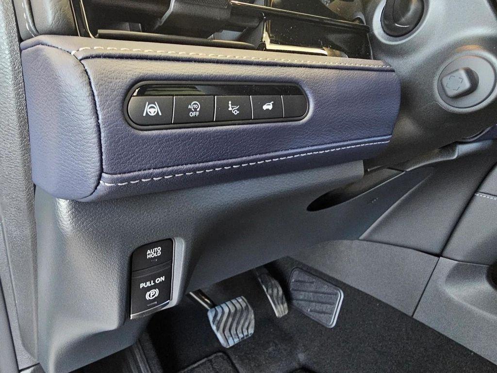 new 2026 INFINITI QX80 car, priced at $107,370