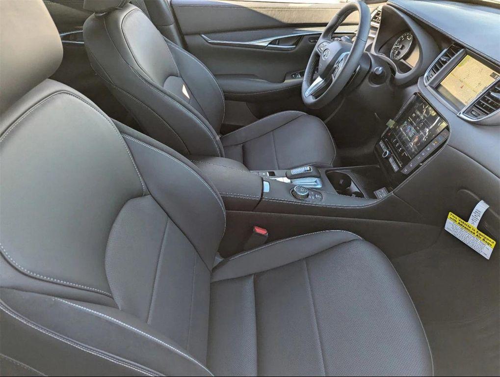 new 2025 INFINITI QX50 car, priced at $48,670