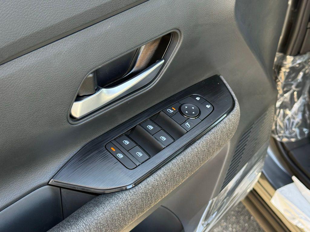 new 2026 Nissan Kicks car, priced at $26,155