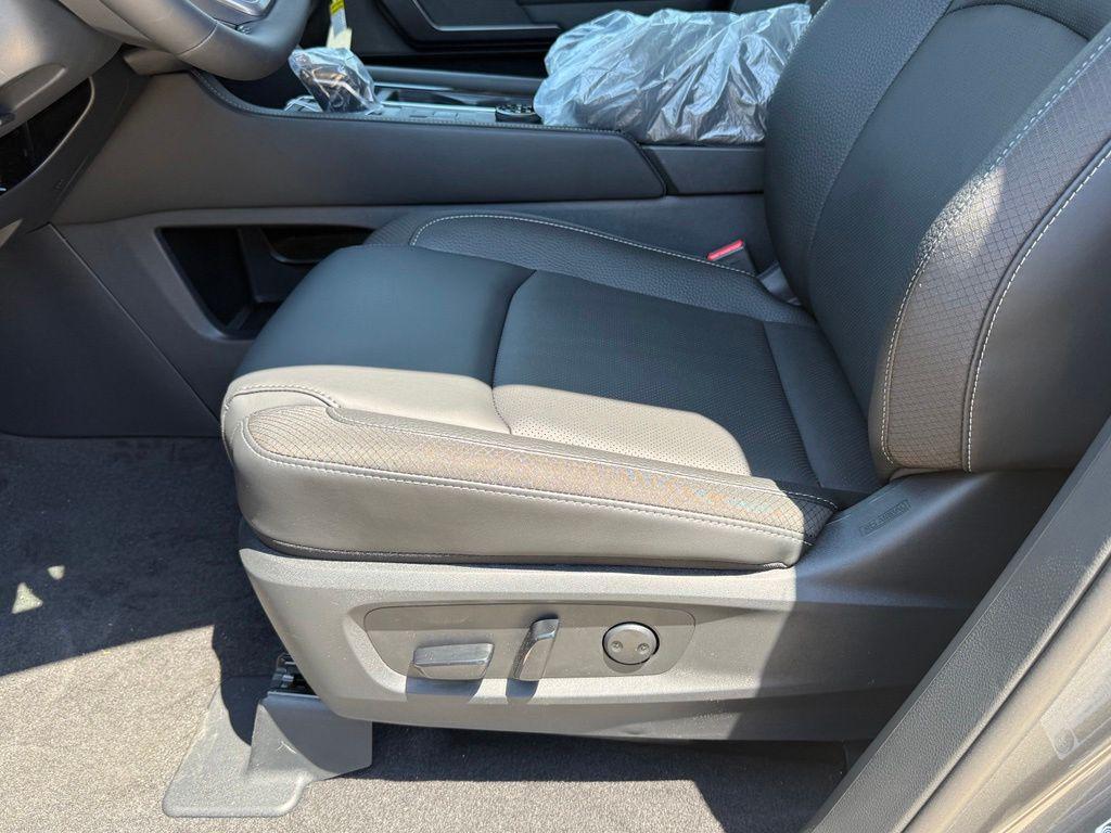 new 2026 Nissan Pathfinder car, priced at $43,495