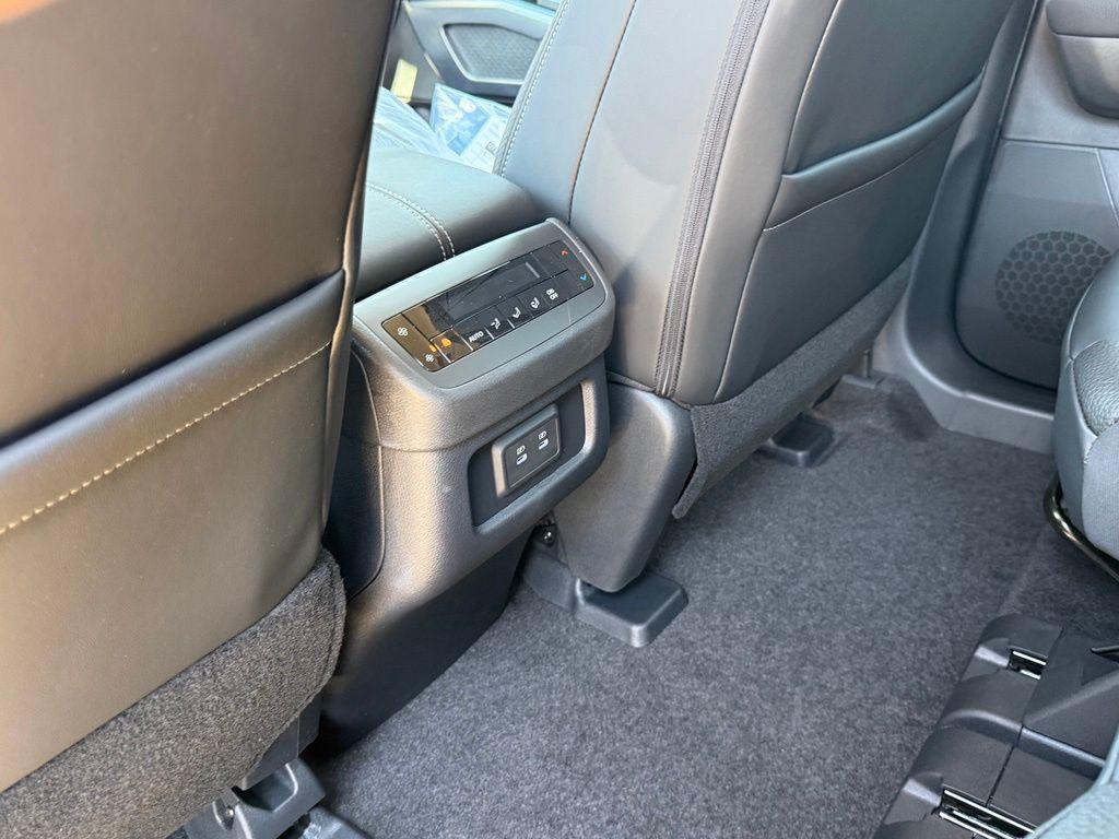 new 2026 Nissan Pathfinder car, priced at $43,495
