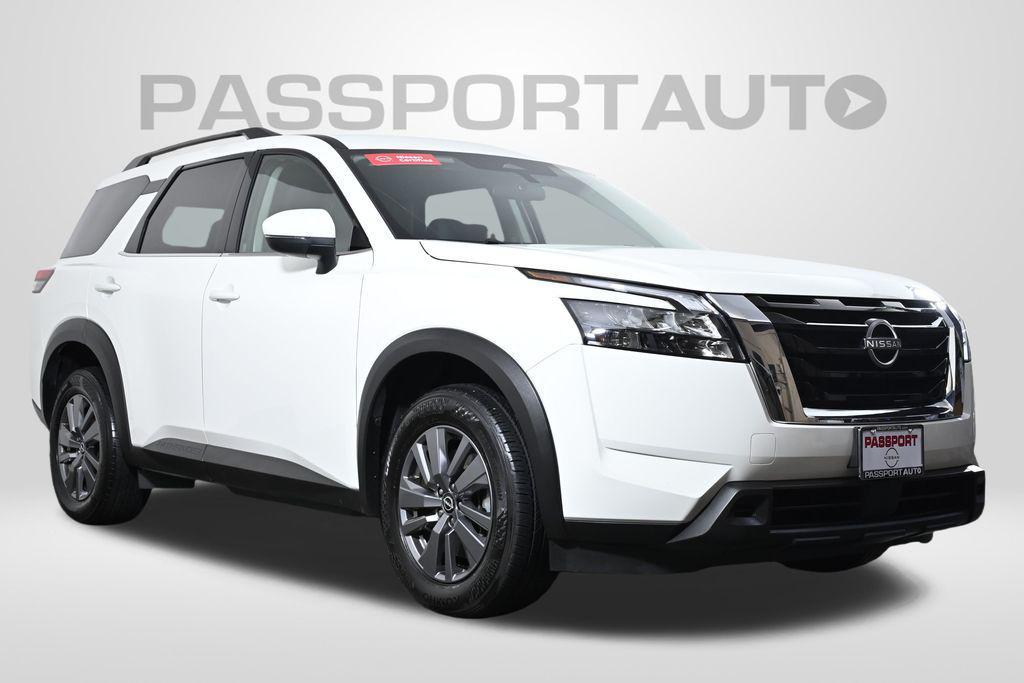 used 2025 Nissan Pathfinder car, priced at $30,499