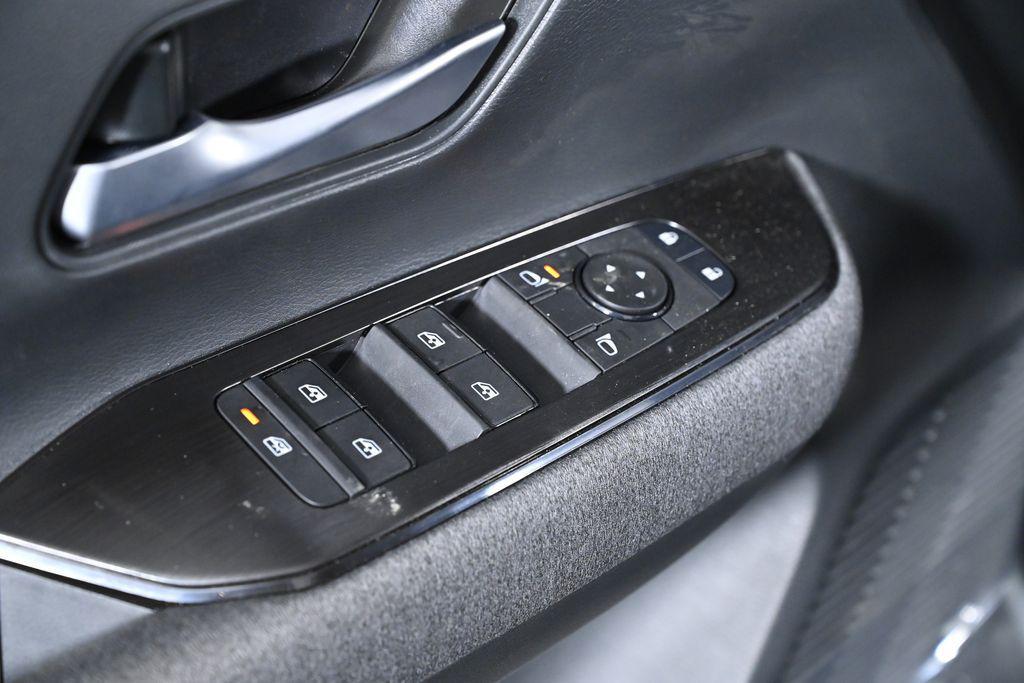 new 2026 Nissan Kicks car, priced at $27,257