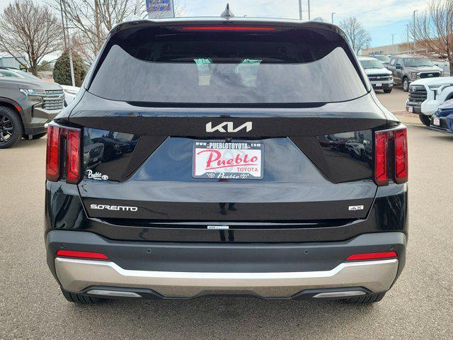used 2024 Kia Sorento car, priced at $27,477