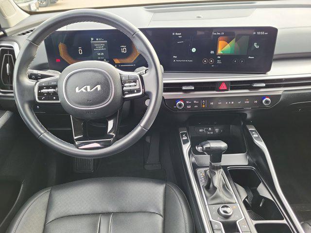 used 2024 Kia Sorento car, priced at $27,477
