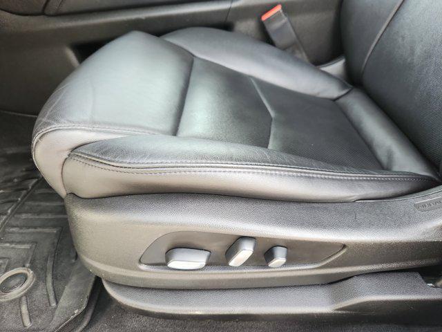 used 2019 Cadillac XT5 car, priced at $21,977