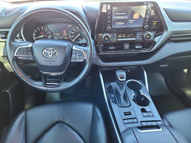 used 2021 Toyota Highlander car, priced at $27,877