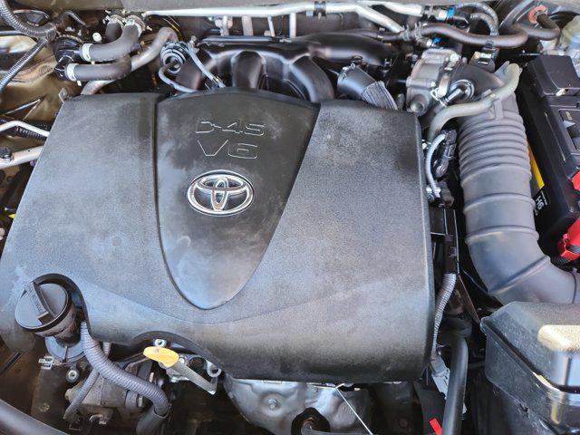 used 2021 Toyota Highlander car, priced at $27,877