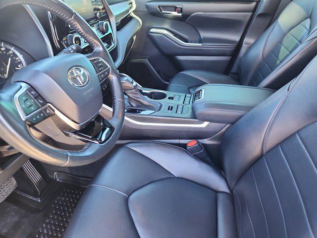 used 2021 Toyota Highlander car, priced at $27,877